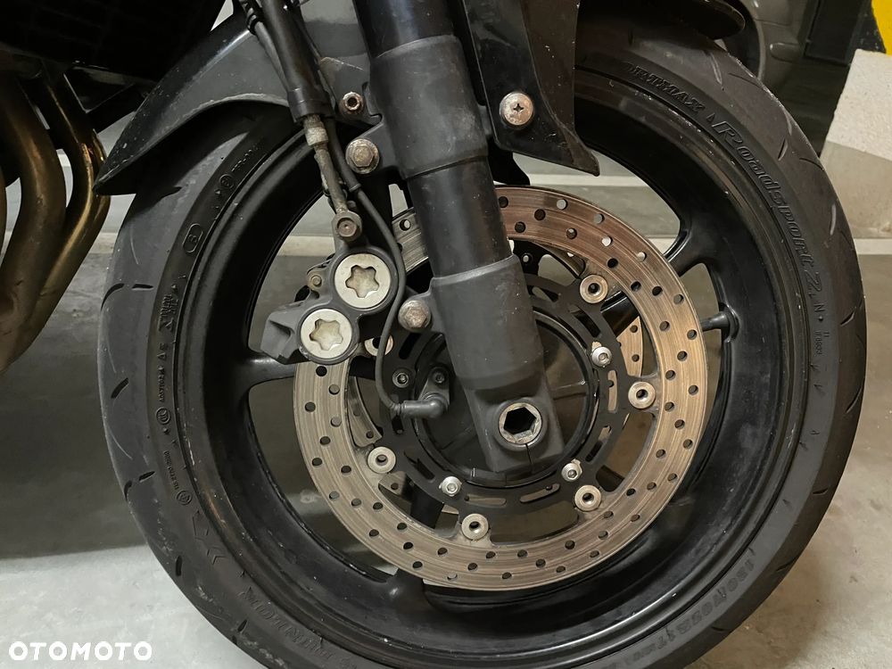 Yamaha FZ6 - 7