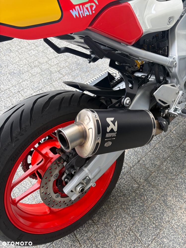Yamaha XSR - 4
