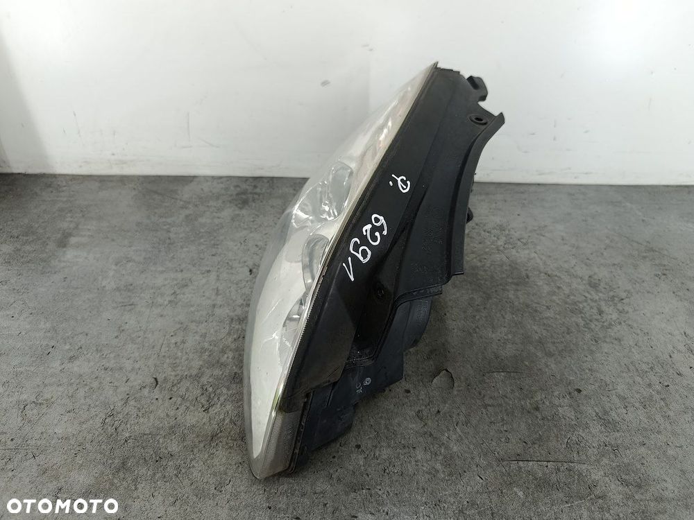 LAMPA PRZÓD PRAWA KIA CARENS III - 8