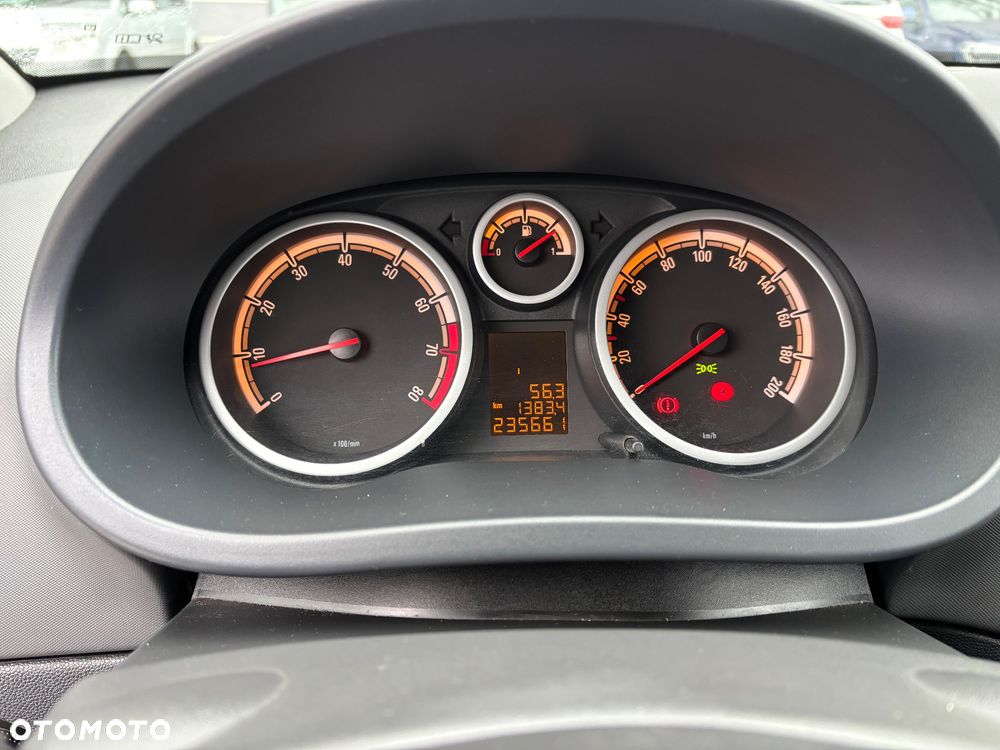 Opel Corsa - 12