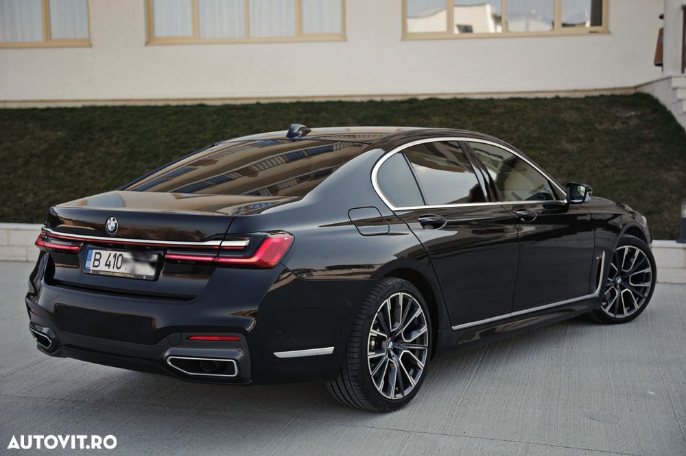 BMW Seria 7 740i - 4
