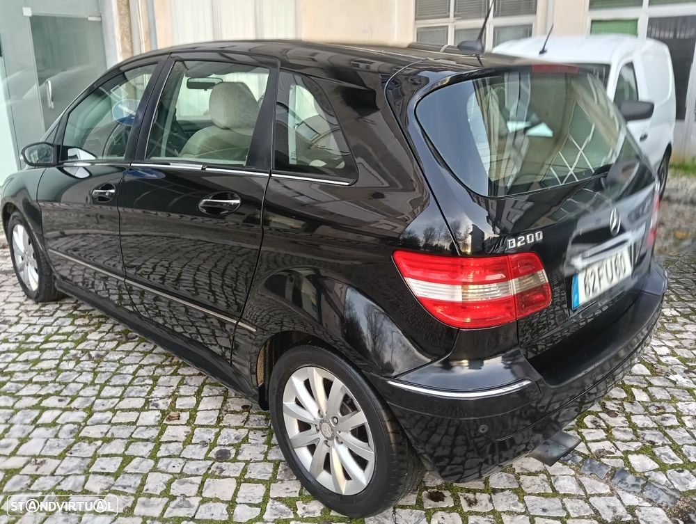 Mercedes-Benz B 200 CDI - 5