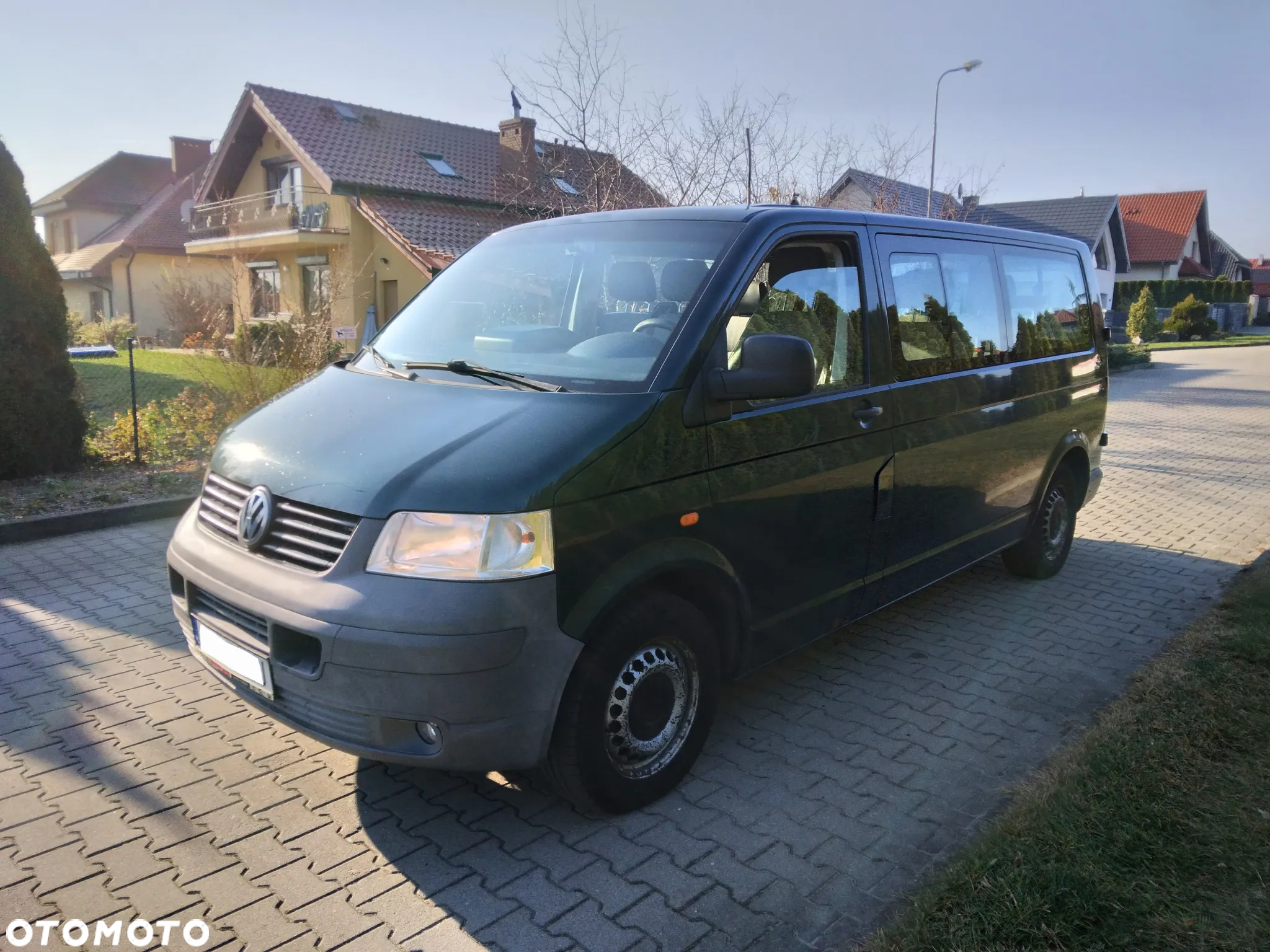Volkswagen Caravelle - 2