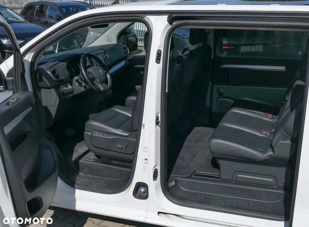 Toyota Proace Verso 2.0 D4-D Medium VIP - 11