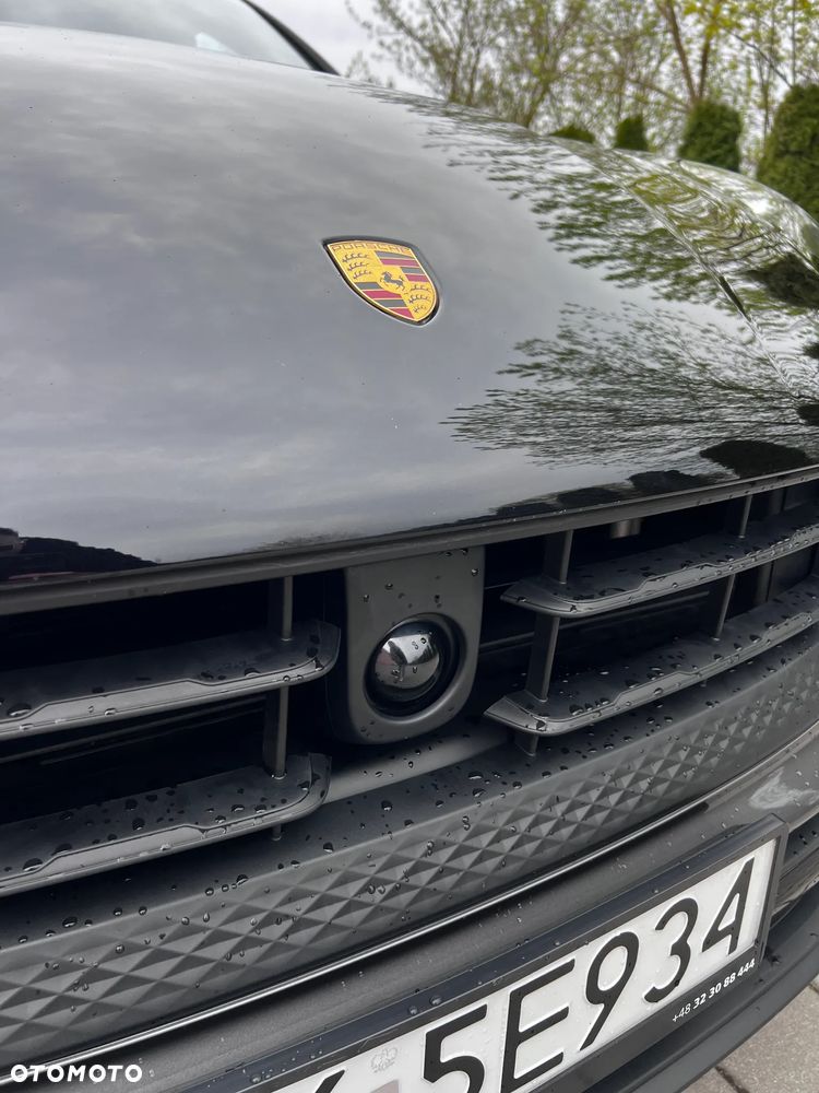 Porsche Macan T - 10