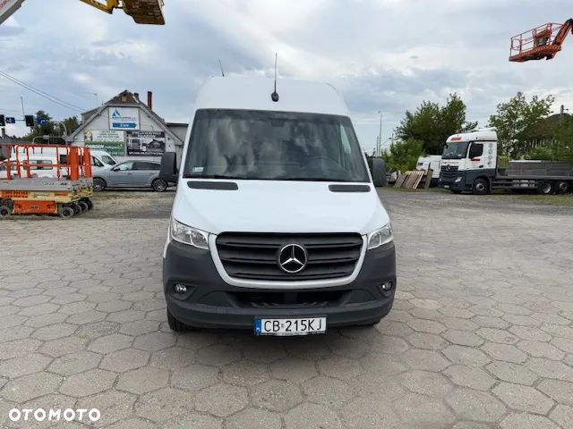 Mercedes-Benz SPRINTER - 8