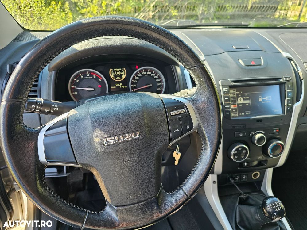 Isuzu D-Max 4x4 Double Cab Custom - 7