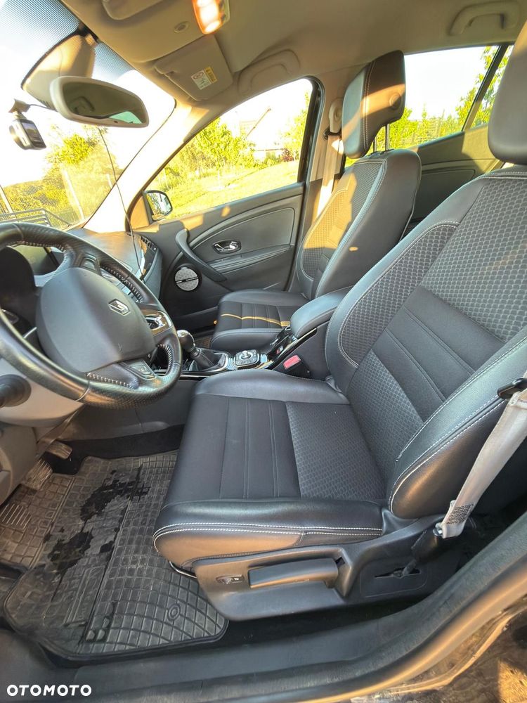 Renault Megane 1.2 Energy TCe Bose - 13