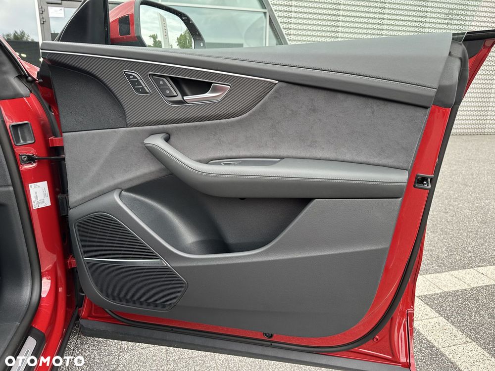 Audi SQ8 - 25