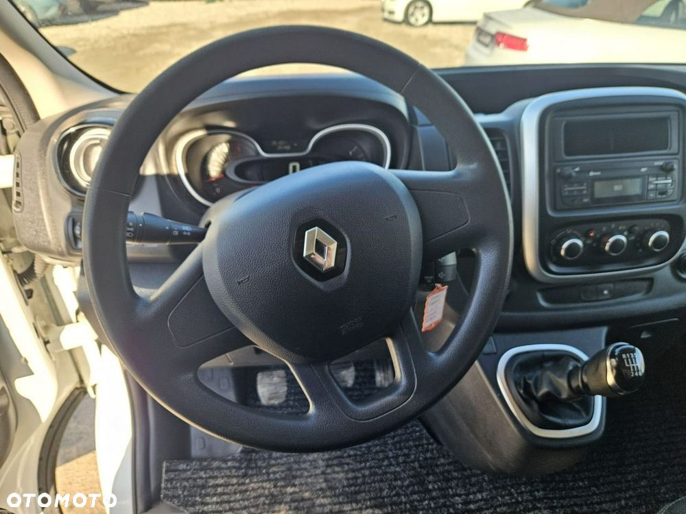 Renault Trafic - 9