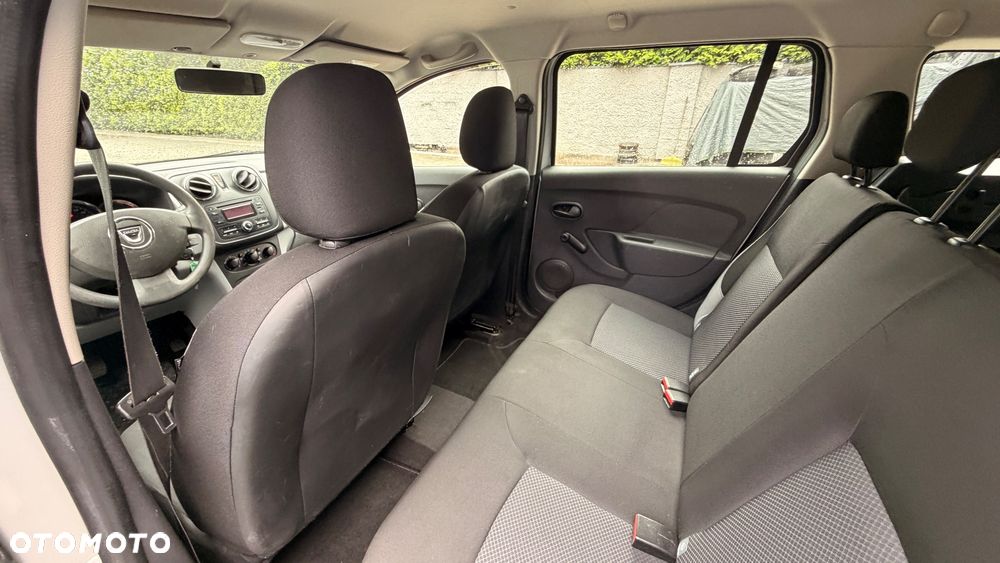 Dacia Logan - 8