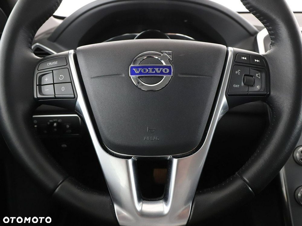 Volvo XC 60 D4 Geartronic Summum - 21