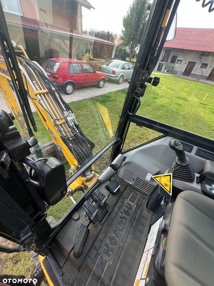 Komatsu PC26MR-5 - 20