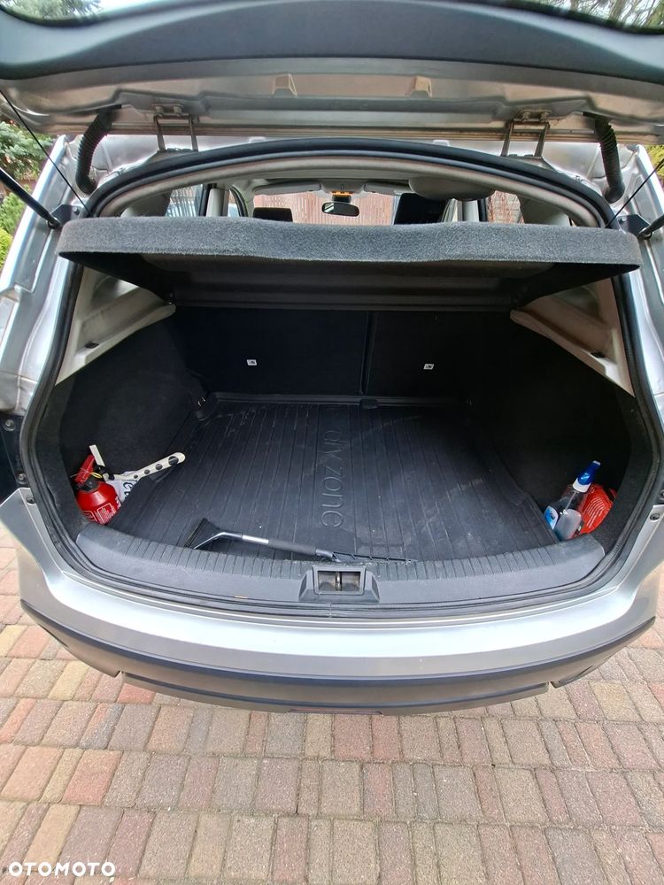 Nissan Qashqai 2.0 dCi Tekna - 4