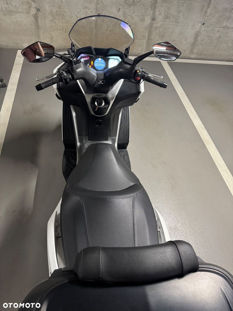 Kymco Downtown - 11