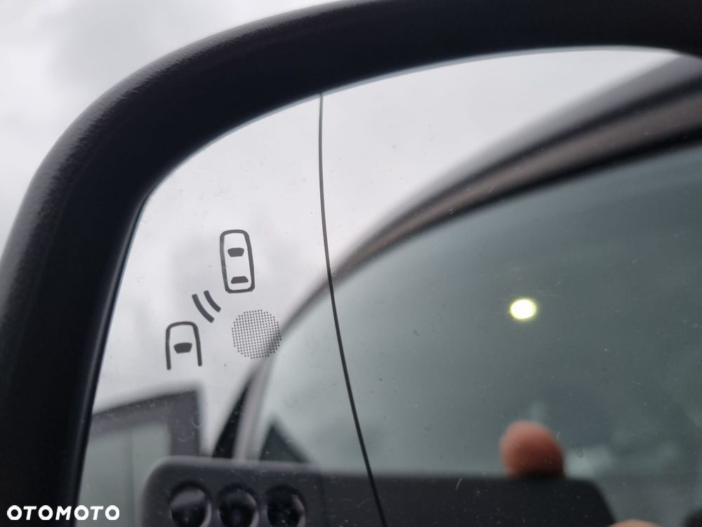 Ford Focus 2.0 TDCi Titanium ASS - 25