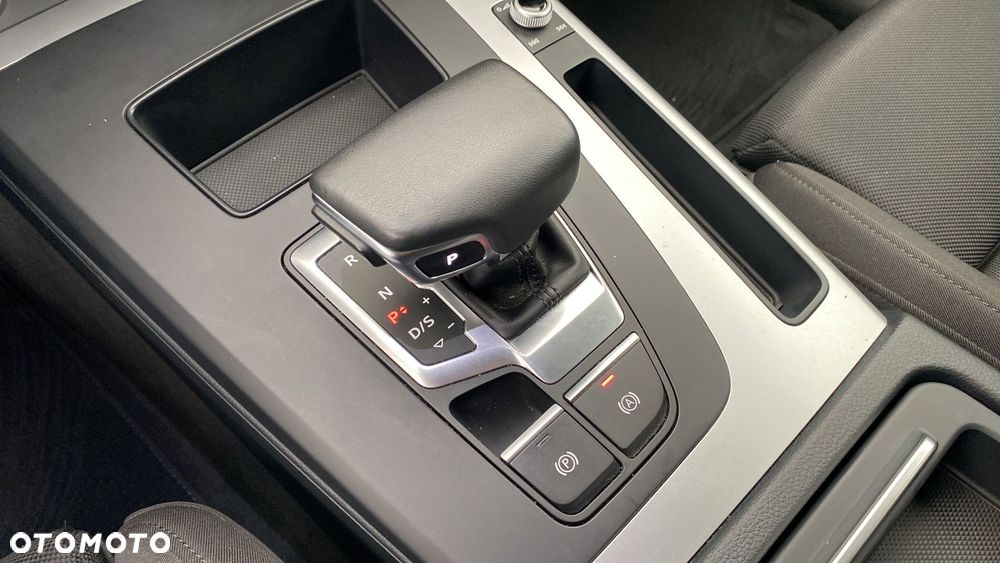 Audi Q5 40 TFSI mHEV Quattro S tronic - 17