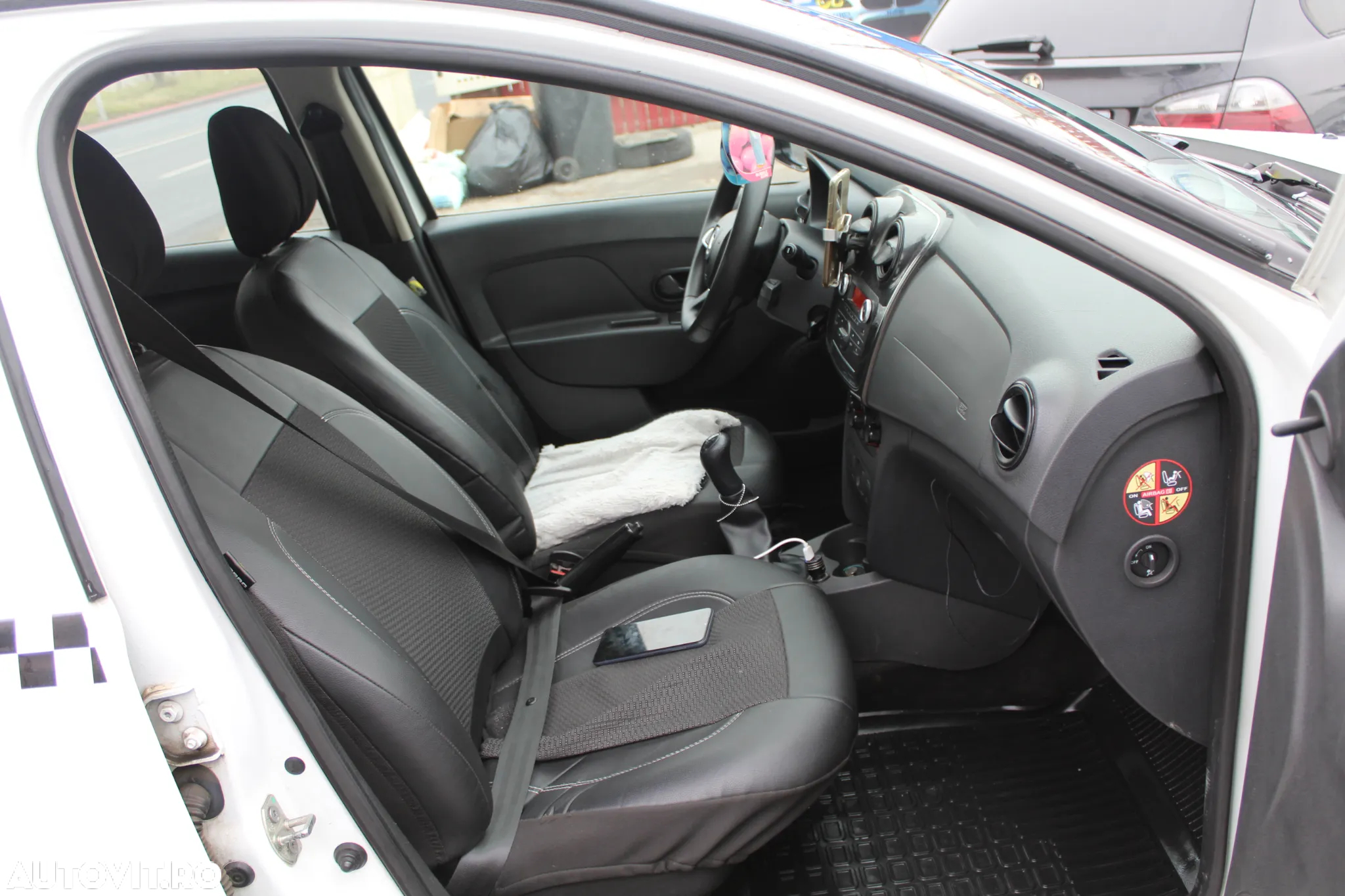 Dacia Logan - 15