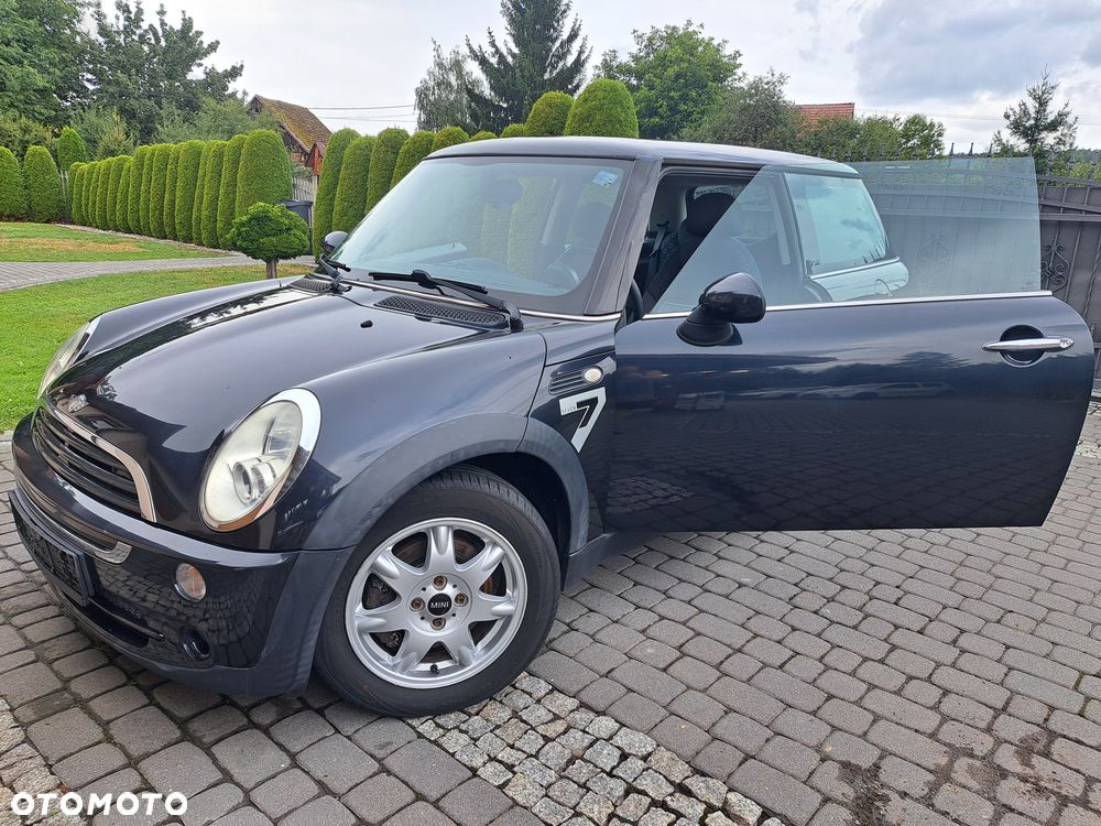 MINI ONE Seven - 29