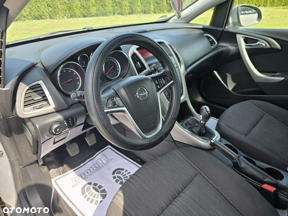 Opel Astra - 17