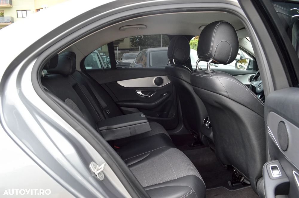 Mercedes-Benz C 180 (BlueTEC) d 7G-TRONIC Avantgarde - 30