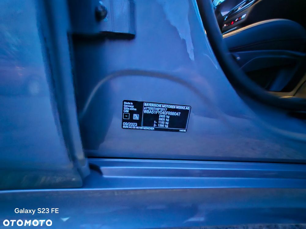 BMW Seria 3 320e xDrive M Sport - 21