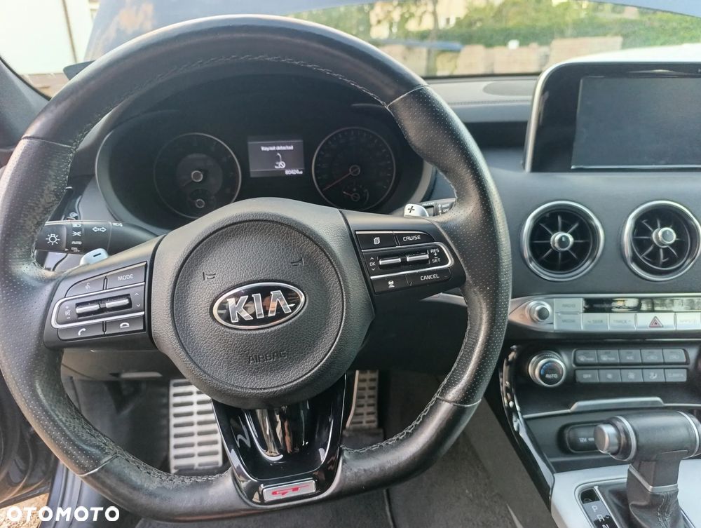 Kia Stinger - 20