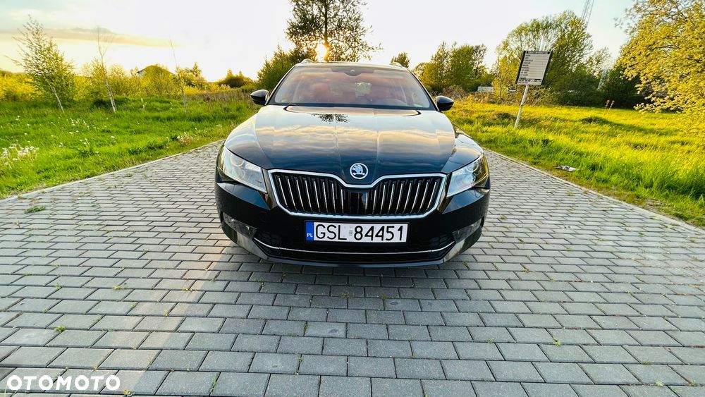 Skoda Superb 2.0 TDI Style DSG - 36