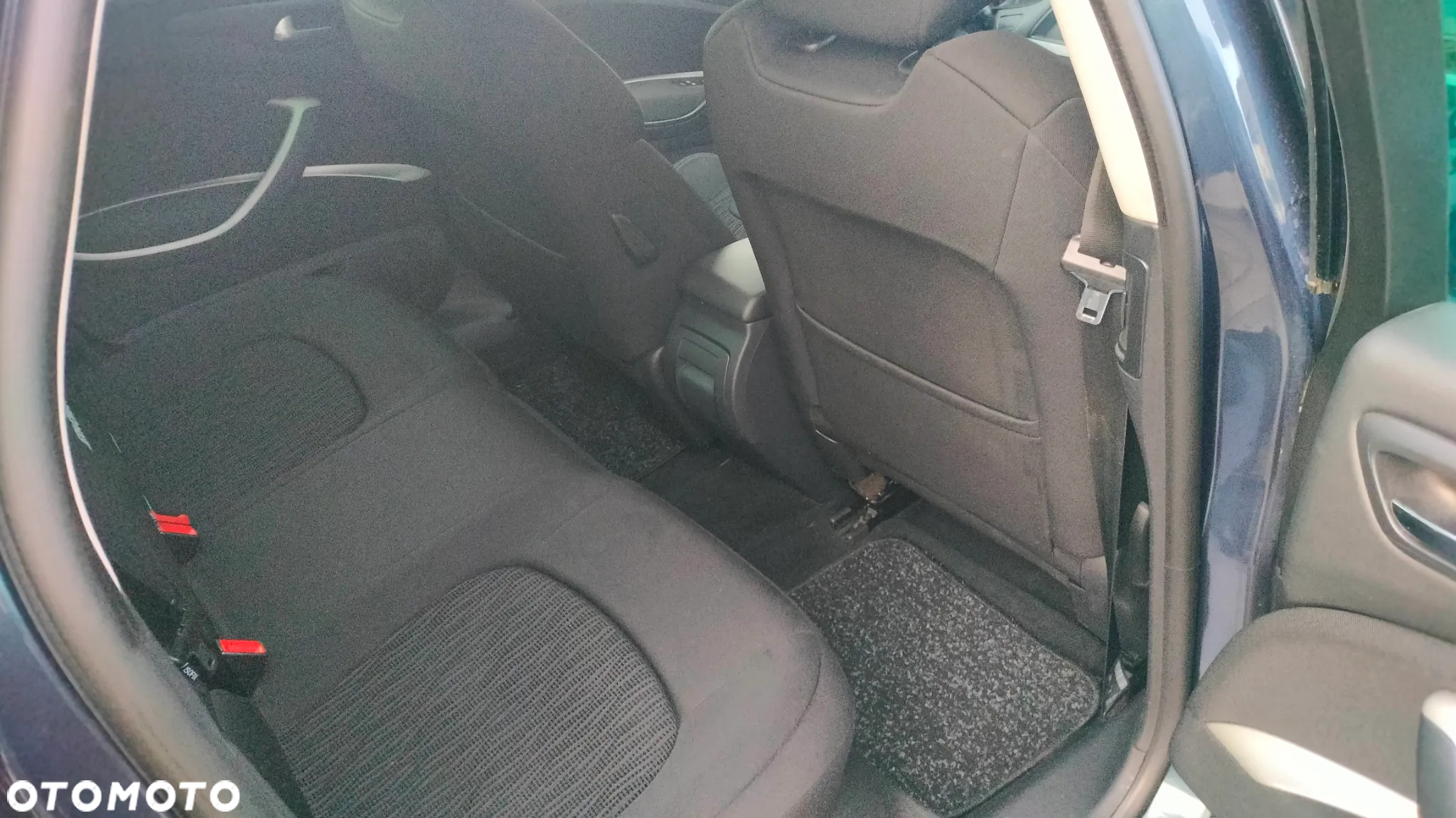 Citroën C5 1.6 HDi Attraction - 20