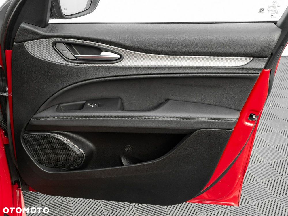 Alfa Romeo Stelvio 2.0 Turbo Veloce Q4 - 37