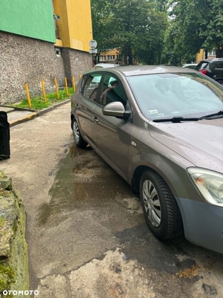 Kia Ceed 1.6 Crdi Comfort - 3