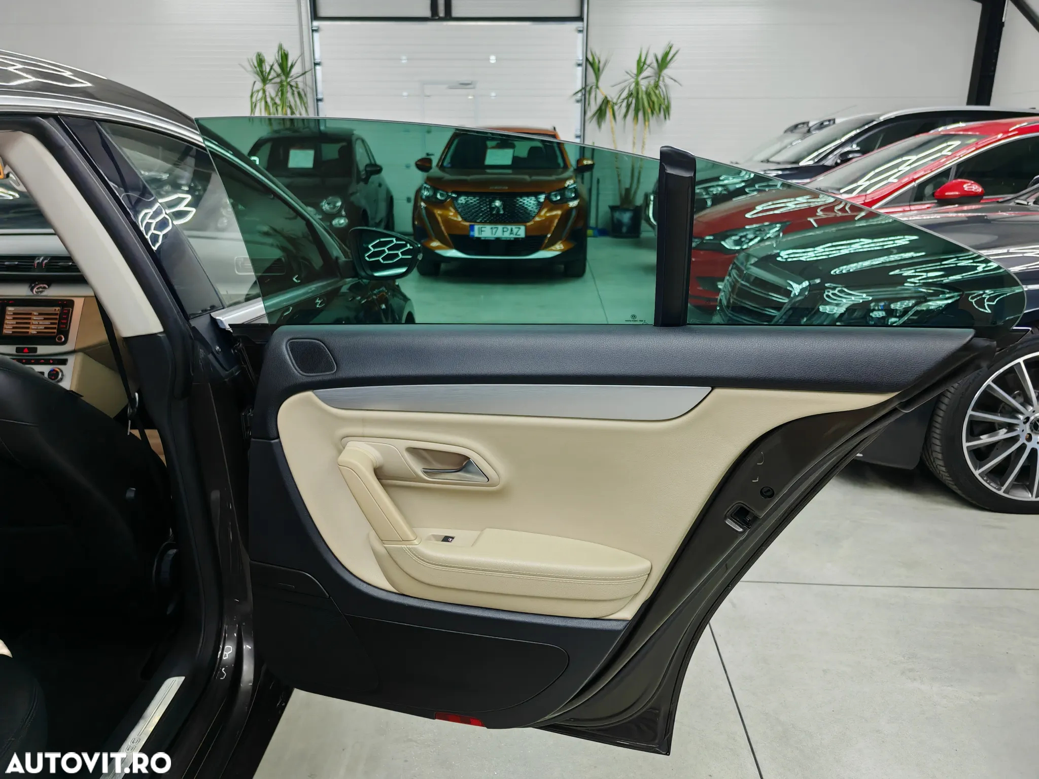 Volkswagen Passat CC 2.0 TDI DSG Blue TDI - 28