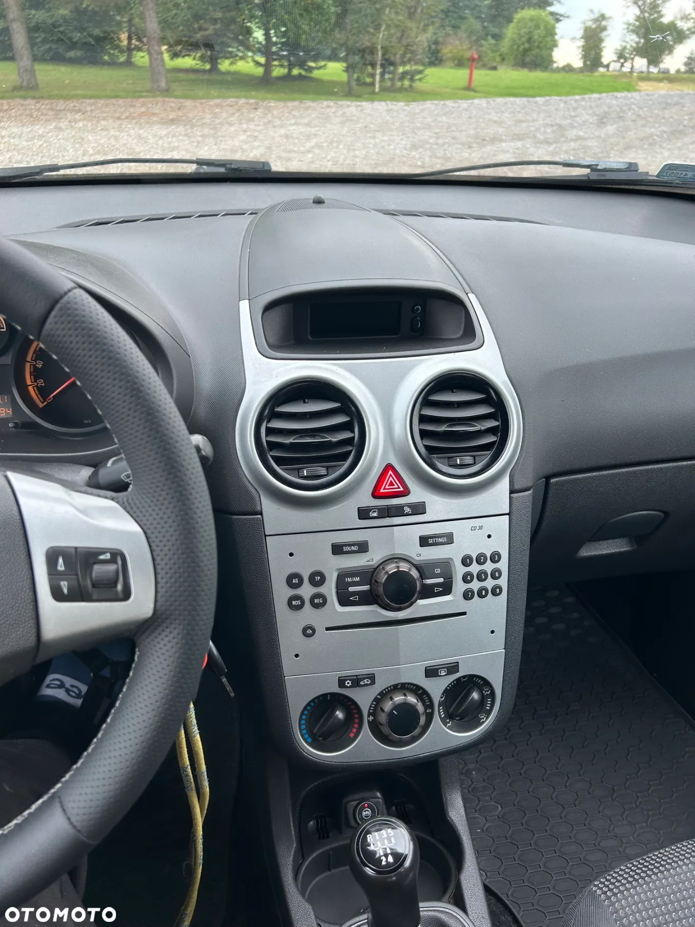 Opel Corsa - 10