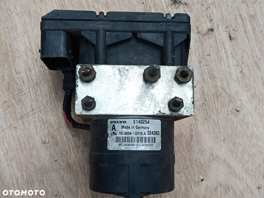 pompa abs volvo 2,5 tdi 850 v70 s70 s80 9140773 - 3