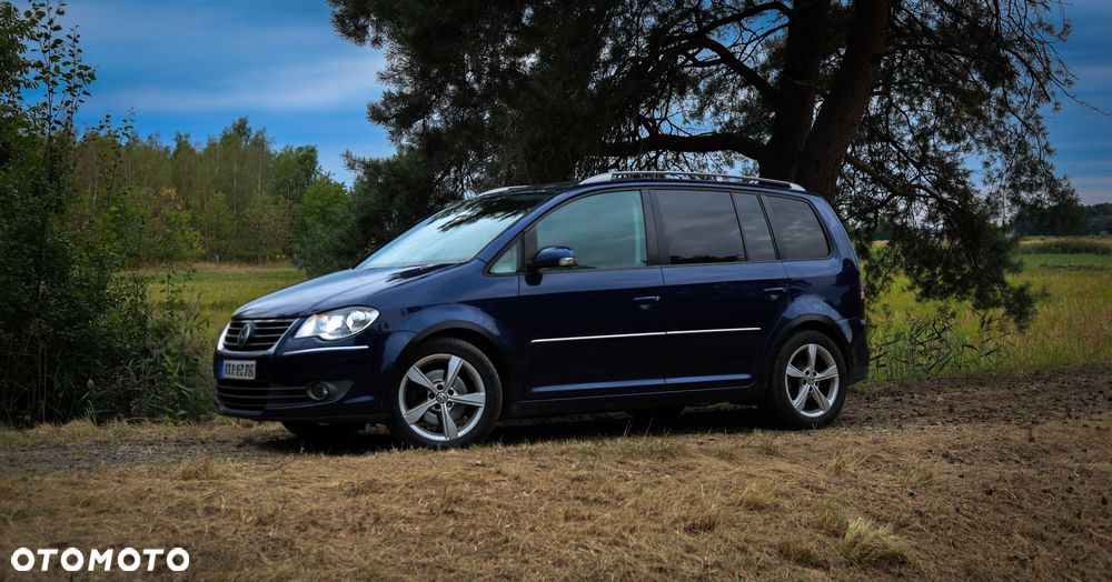 Volkswagen Touran - 4