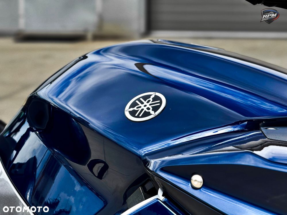 Yamaha FJR - 6