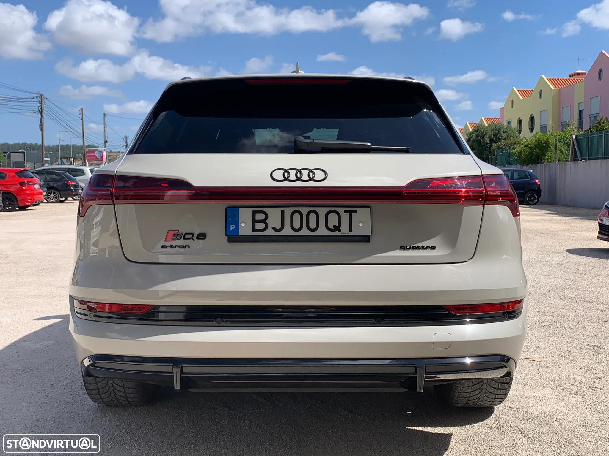 Audi e-tron 50 quattro S line - 12