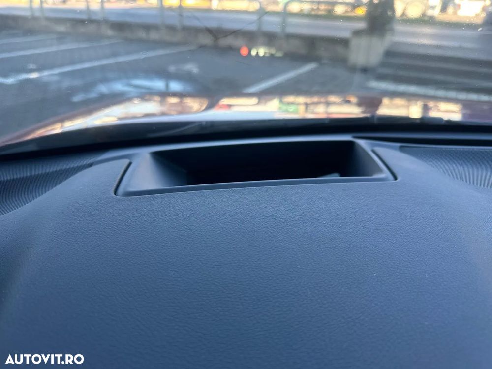 Lexus LBX 1.5 HEV 4x2 CVT Cool - 12