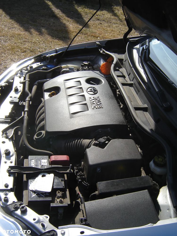 Toyota Auris 1.6 Premium - 13