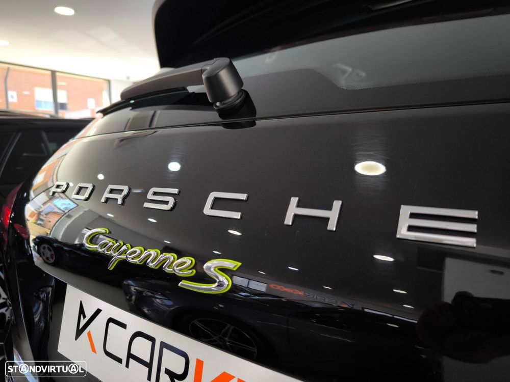 Porsche Cayenne S E-Hybrid - 9