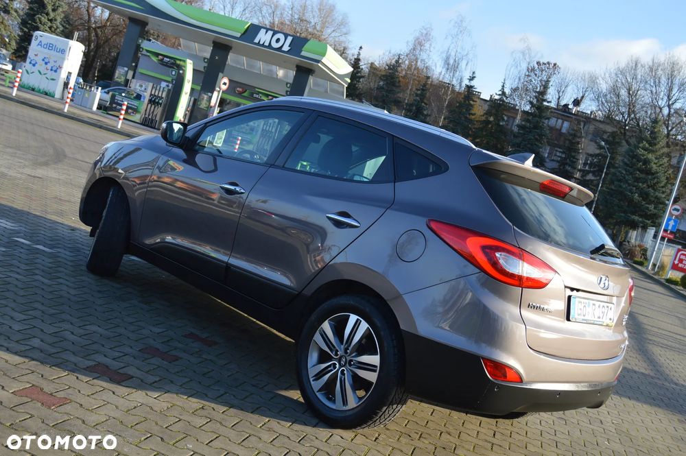 Hyundai ix35 2.0 CRDi 4WD Automatik Premium - 17