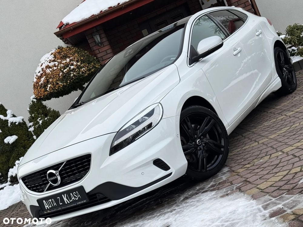 Volvo V40 D3 Geartronic RDesign - 1