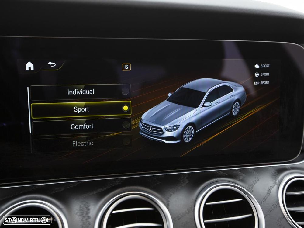 Mercedes-Benz E 300 de 4Matic 9G-TRONIC - 34
