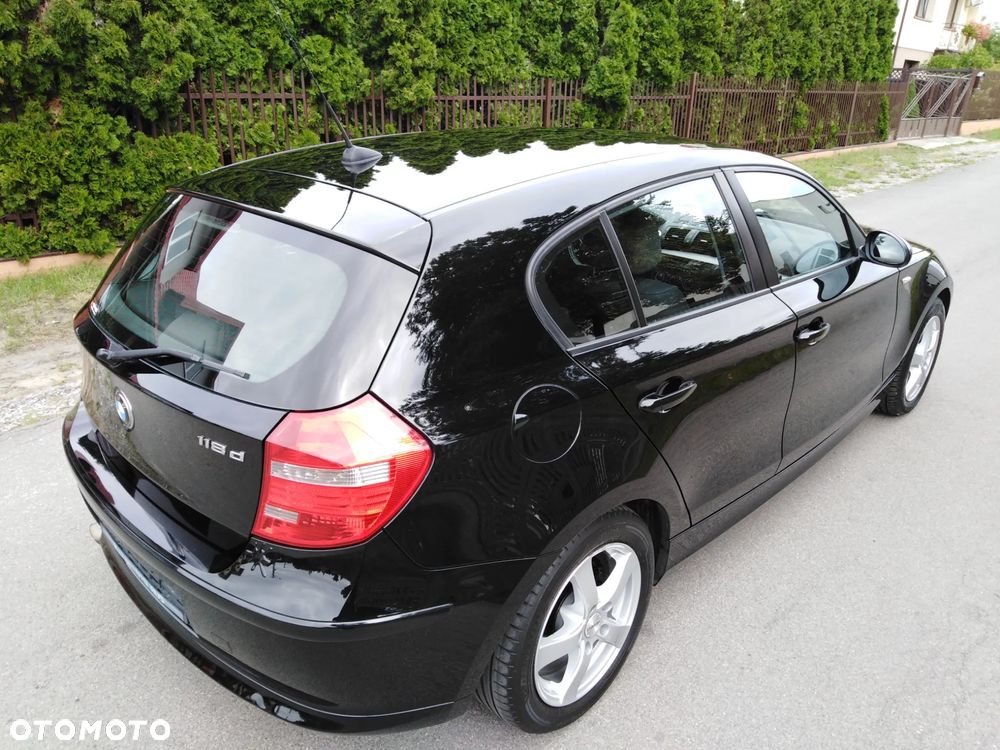 BMW Seria 1 118d DPF - 16