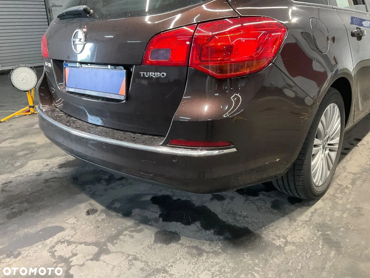 Opel Astra 1.4 Turbo Exklusiv - 18