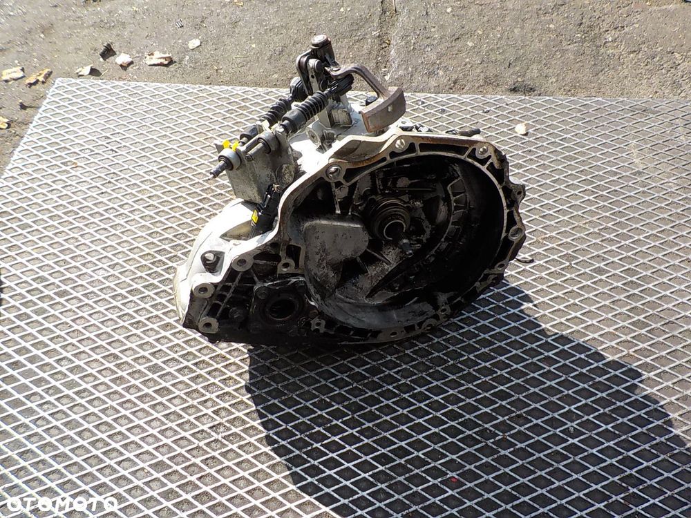 CHEVROLET CRUZE 1.8 16V  B SKRZYNIA BIEGÓW 25183862 - 1