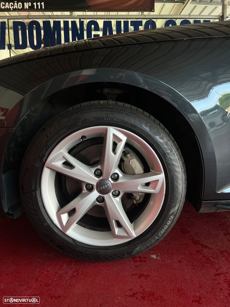 Audi A4 2.0 TDI S-line S tronic - 7