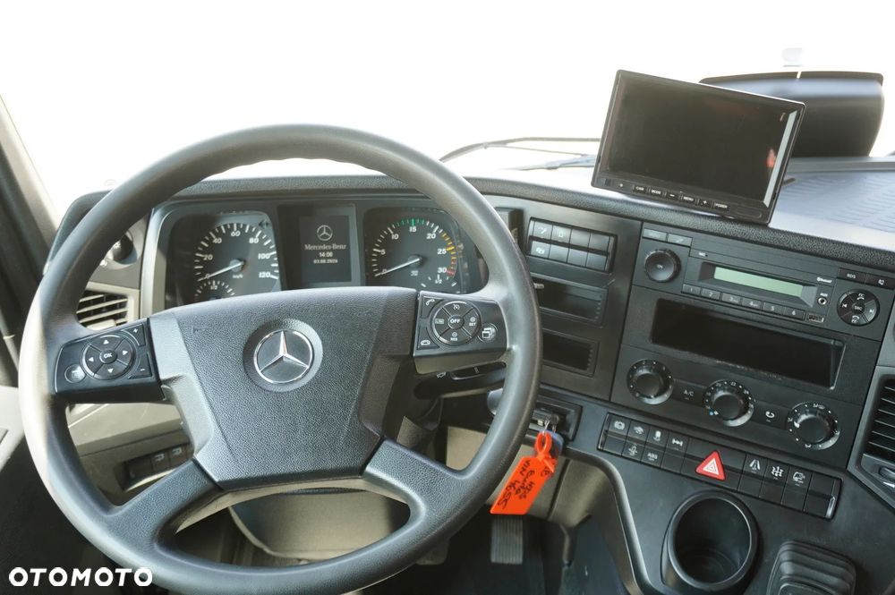 Mercedes-Benz Arocs 1827 4x2 / 70 tys km!!! / HDS Fassi F135A.0.22 / pilot / rotator_257692 - 27