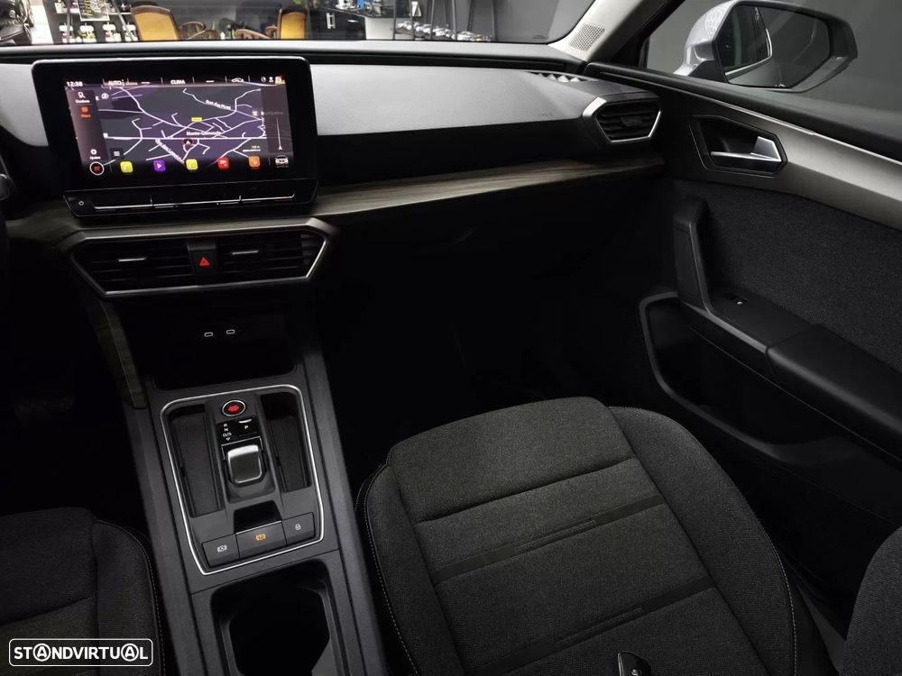 SEAT Leon 1.5 eTSI ACT OPF DSG Xcellence - 31