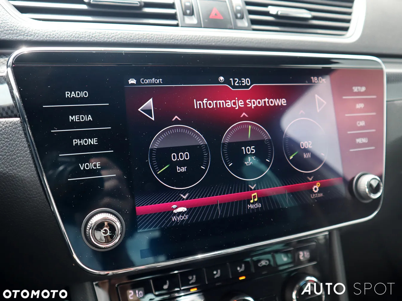 Skoda Superb 2.0 TSI 4x4 Sportline DSG - 32